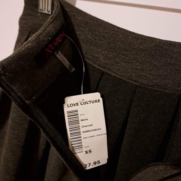 Xtaren Skirt‎ Women’s Size XSmall Gray color NEW - Picture 4 of 8